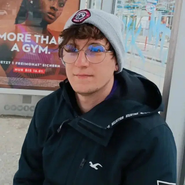 Picture of Francisco Romero, Custodio DevOps Engineer